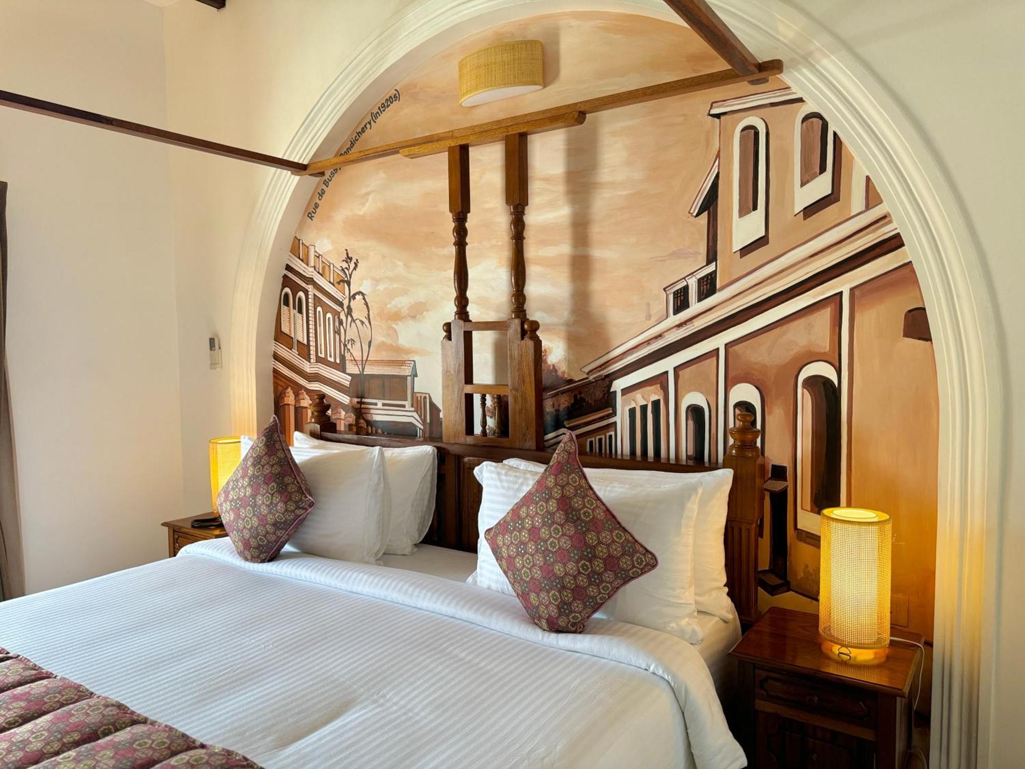 פונדיצ'רי La Plage Seaview Suites מראה חיצוני תמונה