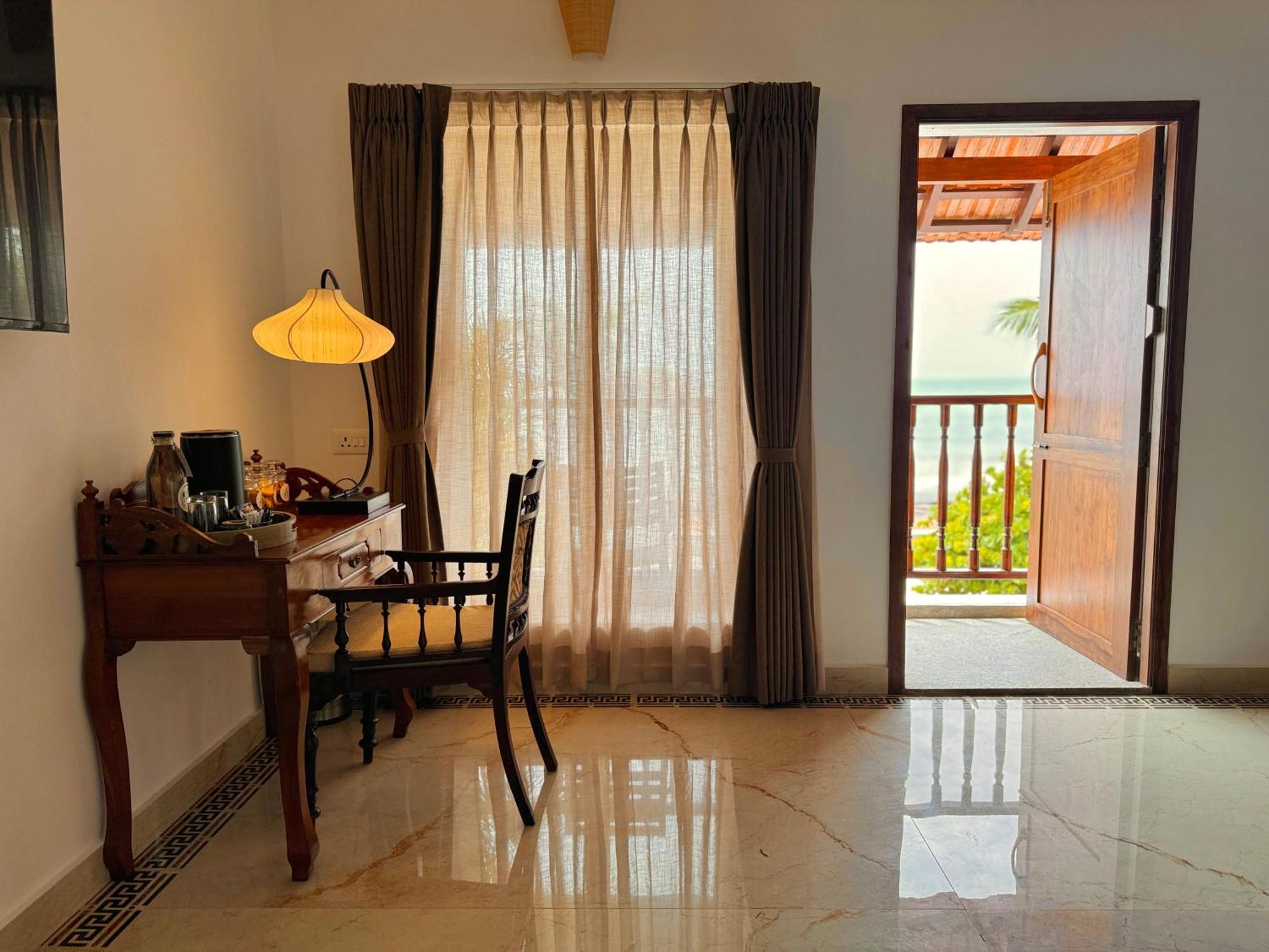 פונדיצ'רי La Plage Seaview Suites מראה חיצוני תמונה