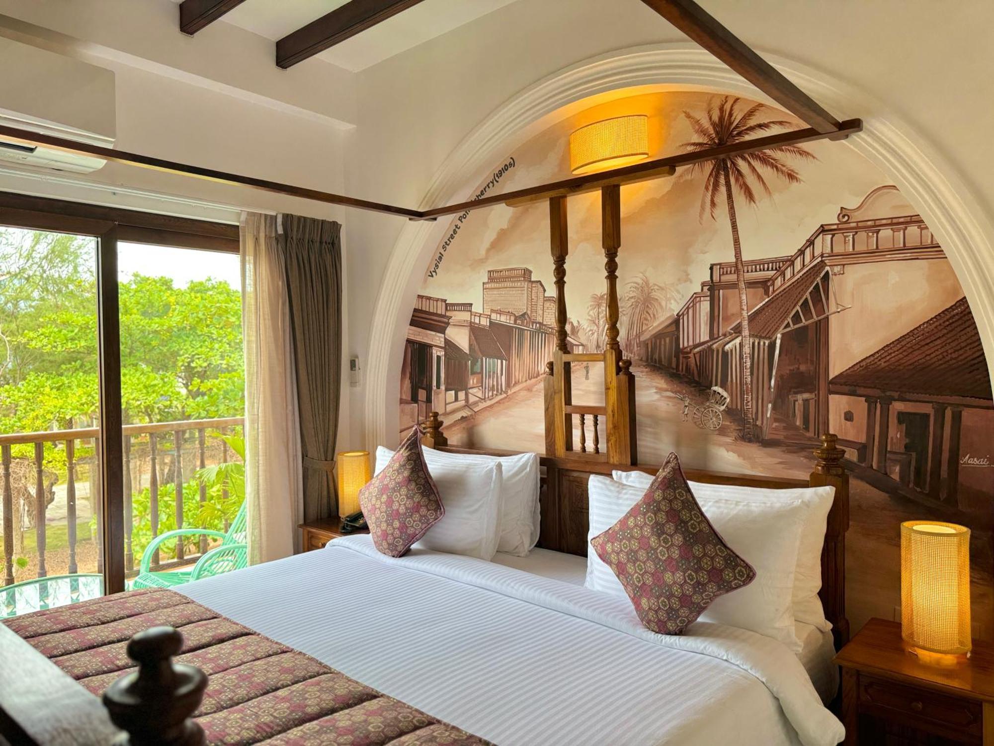 פונדיצ'רי La Plage Seaview Suites מראה חיצוני תמונה