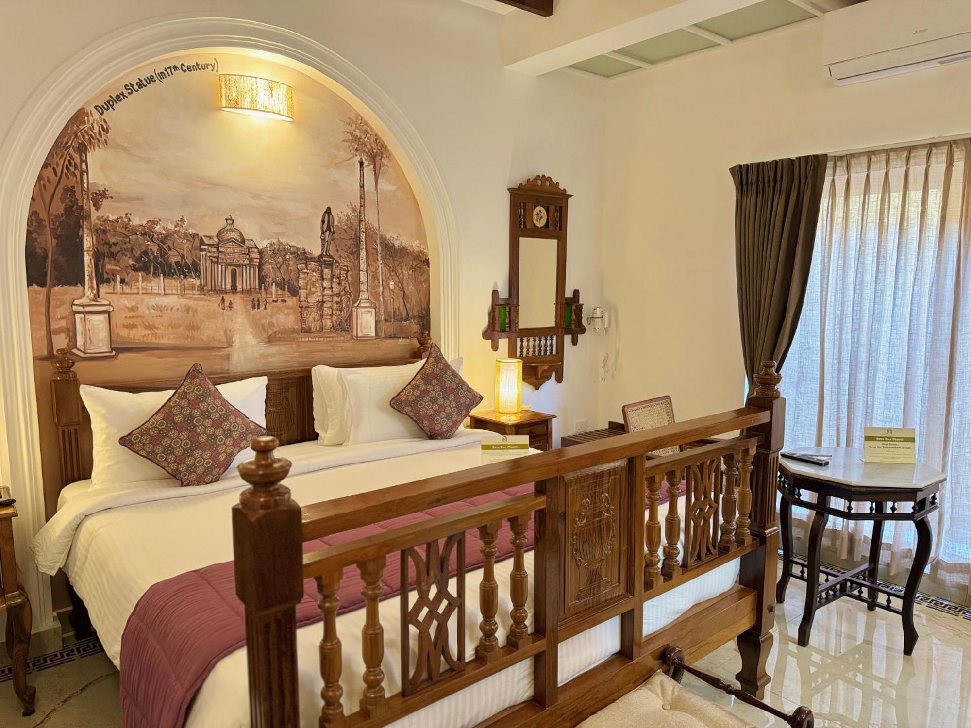 פונדיצ'רי La Plage Seaview Suites מראה חיצוני תמונה