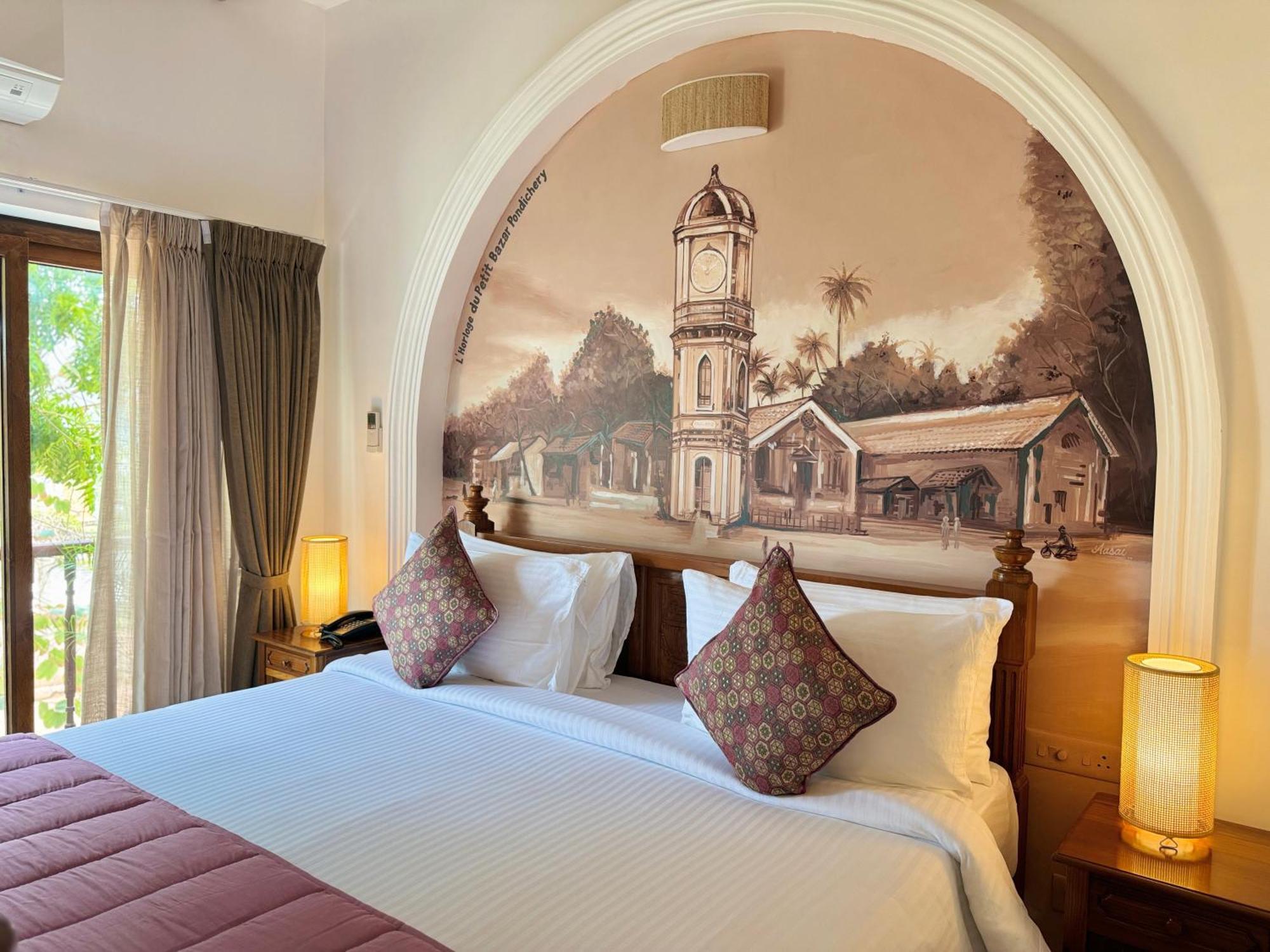 פונדיצ'רי La Plage Seaview Suites מראה חיצוני תמונה